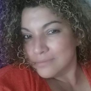 Meet your Posher, Juana elsa